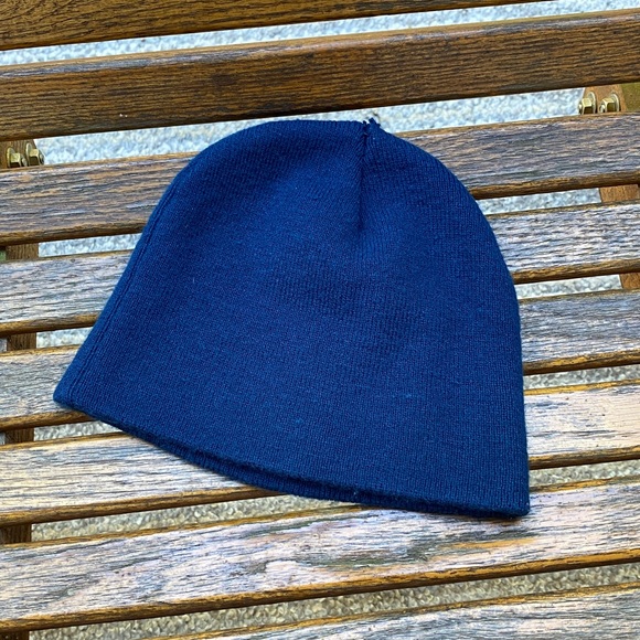 Molson Canadian Light Beanie - Picture 2 of 6